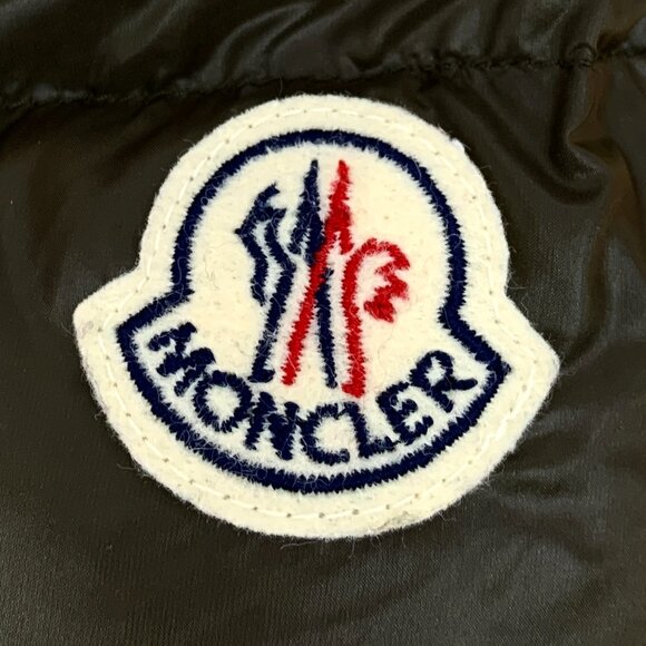 IW0177 cover-up Moncler Suyen series dark green logo patch hooded zipper down ja - Picture 9 of 9